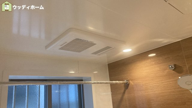 川口市赤山　中古一戸建ての浴室