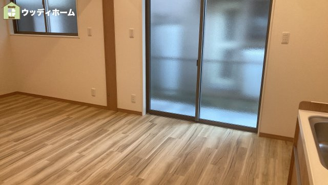 川口市赤山　中古一戸建ての居間・リビング