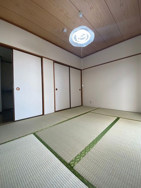 アミューズ磯子壱番館の和室
