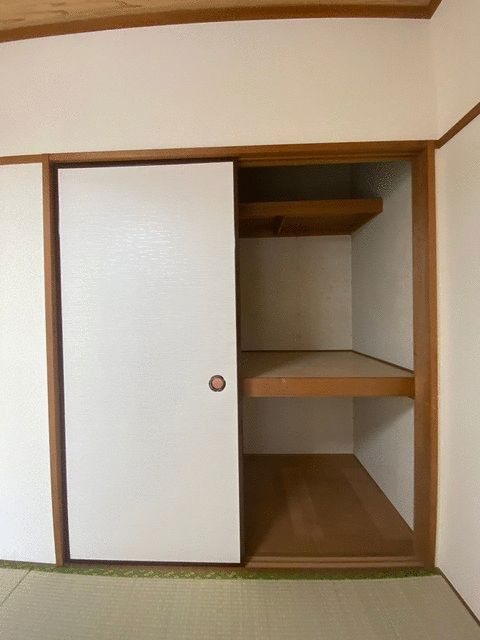 アミューズ磯子壱番館の収納