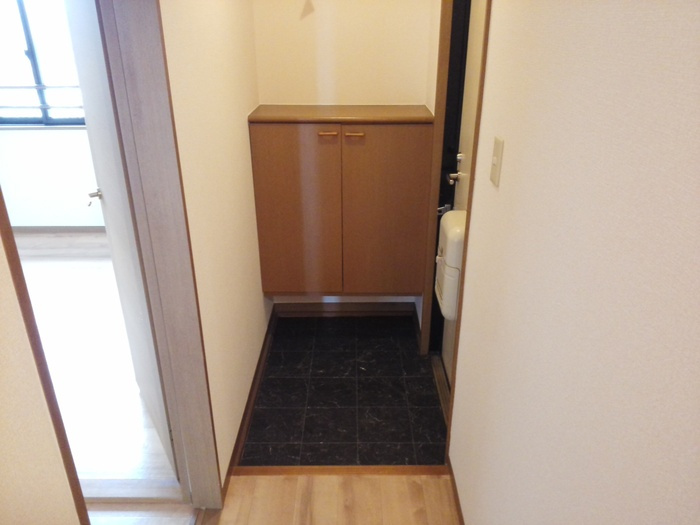 ガーデンヴィレッジ　B棟の玄関