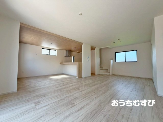 春日井市町屋町1期(全1棟)の居間・リビング