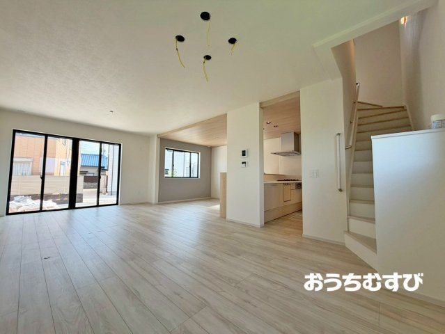 春日井市町屋町1期(全1棟)の居間・リビング