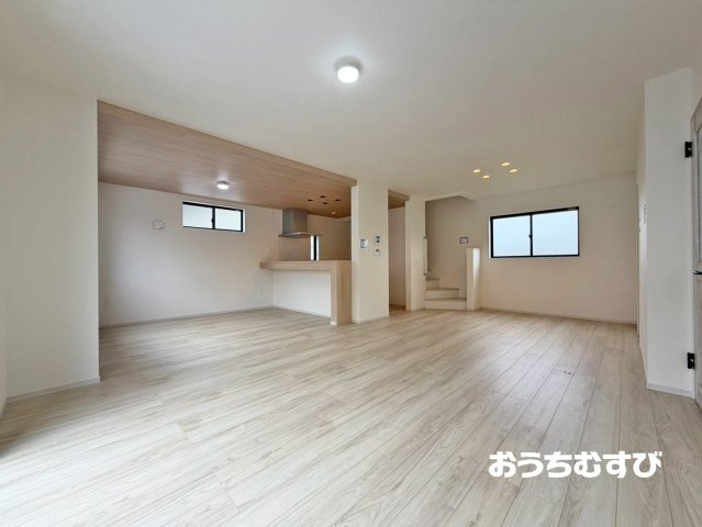 春日井市町屋町1期(全1棟)の居間・リビング