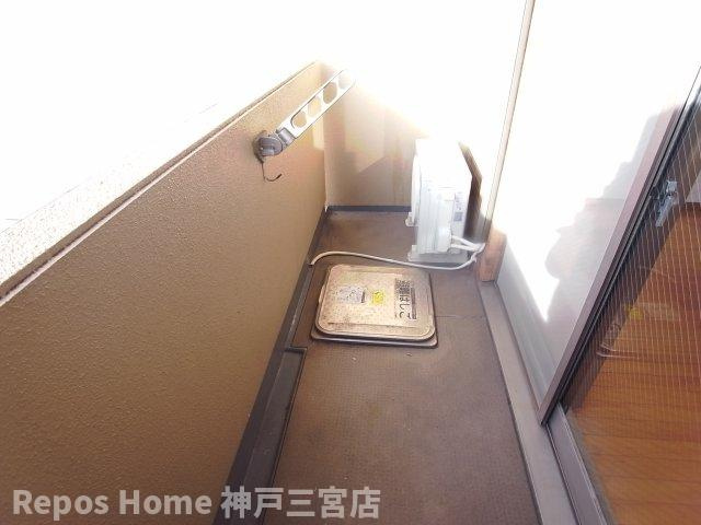 プレサンス神戸みなと元町のバルコニー