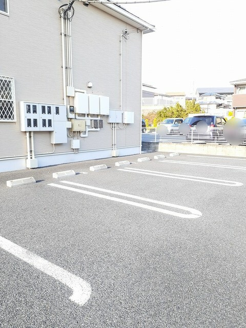 プロムナード　ヒルの駐車場