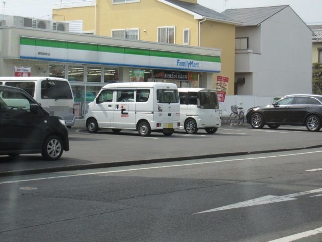 オリーブ巴町の周辺|ファミリーマート静岡城東店まで220m