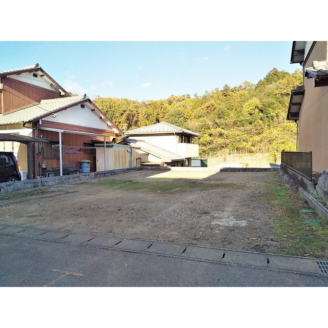 関市向山町２丁目の駐車場