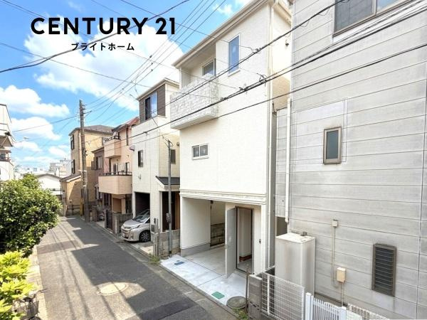 川崎市川崎区田町２丁目の新築一戸建の前面道路含む現地写真|周辺物件、周辺環境も合わせてご案内可能です！
お気軽にお問い合わせください。