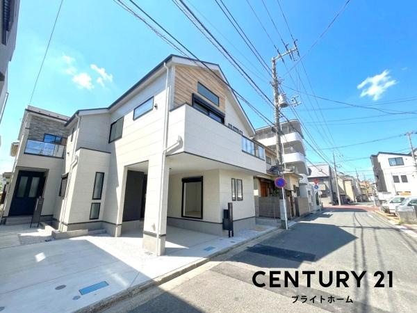 川崎市川崎区鋼管通３丁目の新築一戸建の前面道路含む現地写真|陽当りの良さ、住環境を現地にてご確認下さい！
周辺環境も合わせてご案内させて頂きます！
