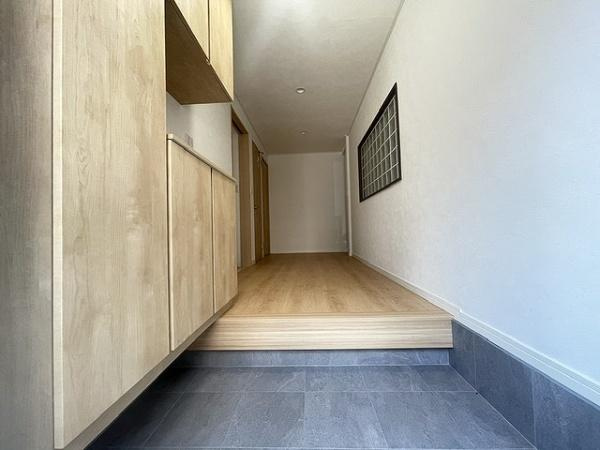 【玄関】 | 門真市上野口町　中古戸建