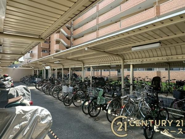 ダイアパレス大和八木のその他共用部分|■現地撮影写真■マンション共用部分の駐輪場です！