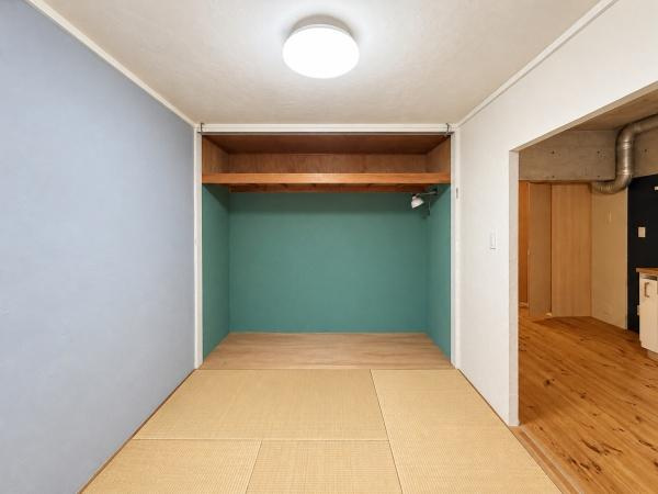 中板橋花井ローヤルコーポの和室|和室です。押入部分はワークスペースとしてご利用いただけます。