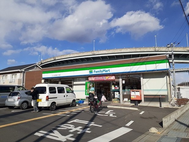 リオラ　Ⅱの周辺|ファミマさいたま円阿弥6丁目店まで300m