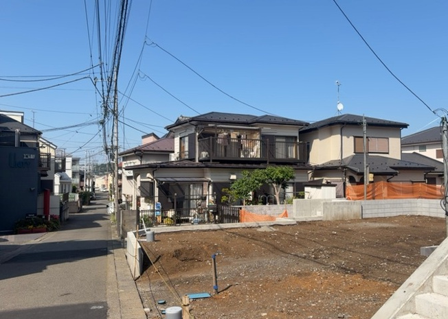 【展望】 | 土地の地勢が高台の場合、景色を綺麗にみることができ、景色にこだわってお家探ししている方におすすめです！また平坦地よりも風通しがいいというメリットがあります。デメリットもあるので是非現地でご確認下さい。