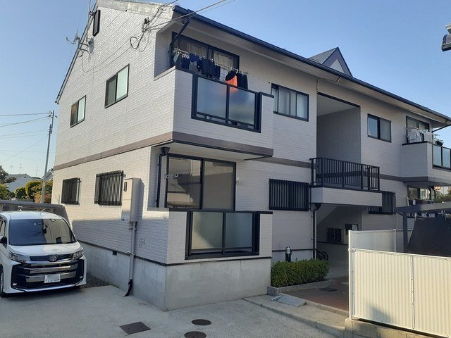 ファミーユ津久野の外観