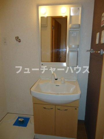 クランテプラース（ｃｌａｒｔｅ．ｐｌａｃｅ）の洗面所|洗髪洗面化粧台