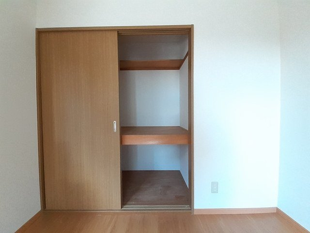 ベルビィトンＡの収納