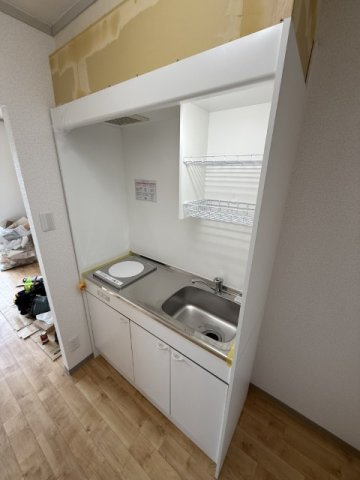 コンフォールハイムのキッチン|IHコンロ付きキッチンです