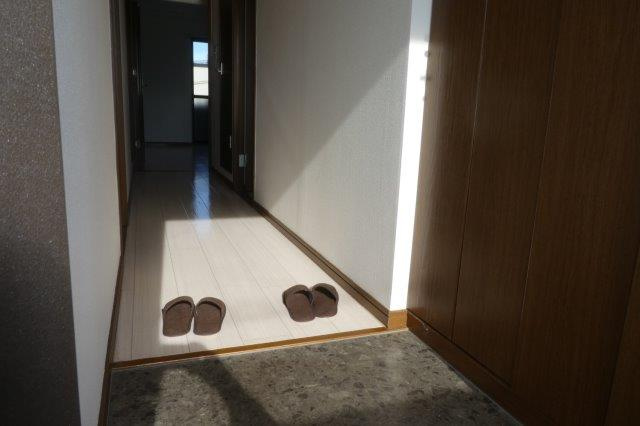 エルグランディールⅡの玄関