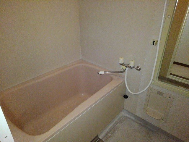 グランドバレーの浴室|日々の疲れを癒すお風呂付です