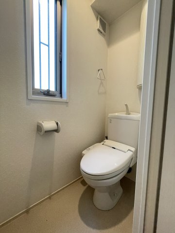 井上町アパートのトイレ