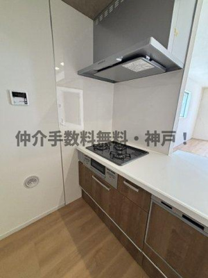 【キッチン】 | 神戸市垂水区桃山台1丁目　新築戸建2号棟　仲介手数料無料！ | お料理しやすいキッチンです