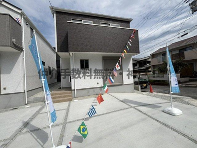 【外観】 | 神戸市垂水区桃山台1丁目　新築戸建2号棟　仲介手数料無料！ | 外観は落ち着いています