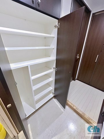 シャルマンコート 202号室の収納