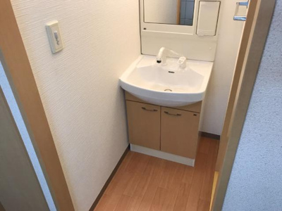 【洗面所】 | カサベルデ | 洗髪洗面化粧台