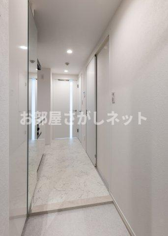 SYNEX YOKOHAMA-AOKICHO【おとり物件なし】#学生・社会人にオススメ！の玄関|※同タイプ参考写真です（カラータイプが異なる場合がございます）