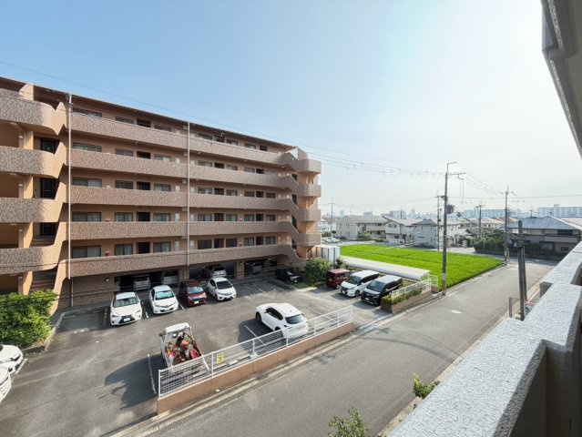 エクレールミシマの展望