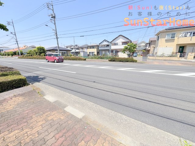 【サンスターホーム】あきる野市野辺　新築戸建１邸の前面道路含む現地写真