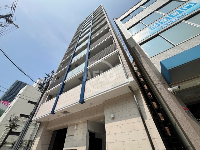 LIVIAZ NAMBA SOL