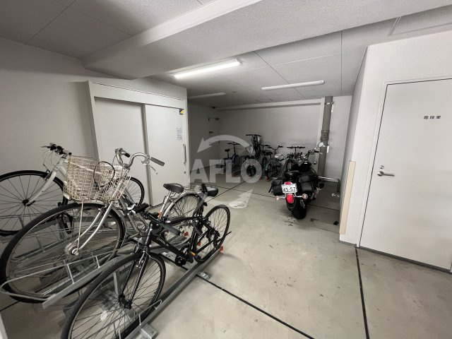 LIVIAZ NAMBA SOLのその他共用部分|LIVIAZ NAMBA SOL　駐輪場