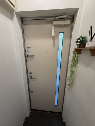 パロス須磨戸政町の玄関