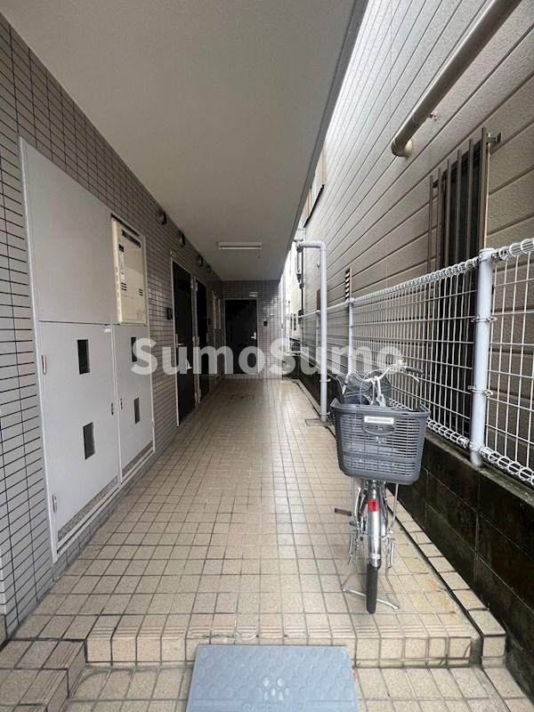 サンパレス21須磨のロビー|建物の内部です