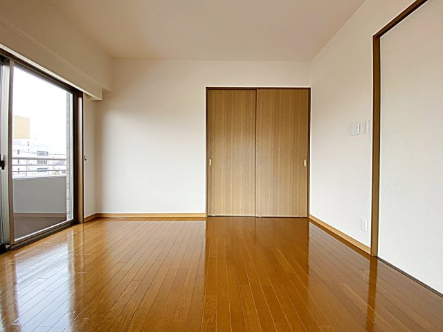 リアン東山の洋室|同間取り別部屋の画像です