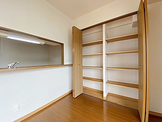 リアン東山の収納|同間取り別部屋の画像です