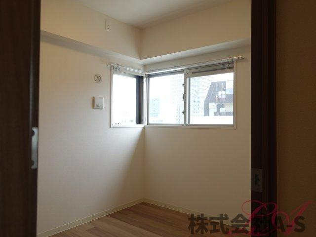 プレサンス丸の内フォートの洋室|同間取り画像使用
実際のお部屋と色などが異なる場合がございます。