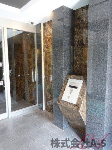 プレサンス丸の内フォートのエントランス|同間取り画像使用
実際のお部屋と色などが異なる場合がございます。