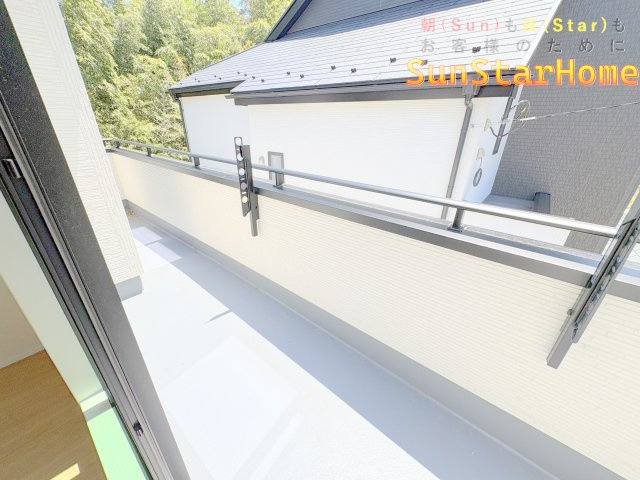 【サンスターホーム】青梅市長淵1丁目　新築5号棟のバルコニー