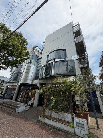キューブ芦屋