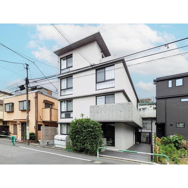 LEGALAND三軒茶屋の外観