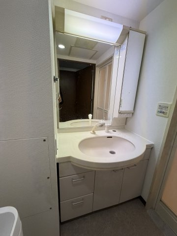 パル鷹取の洗面所