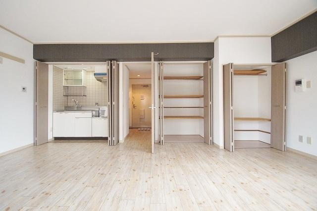 福岡市中央区大名１丁目の賃貸マンションのエントランス|物件の画像15