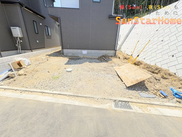 【サンスターホーム】青梅市長淵1丁目　新築10号棟の駐車場
