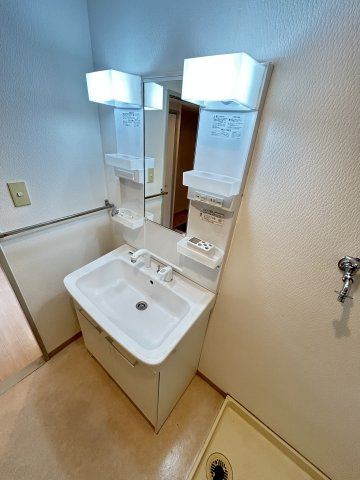 リバーサイド青谷の洗面所