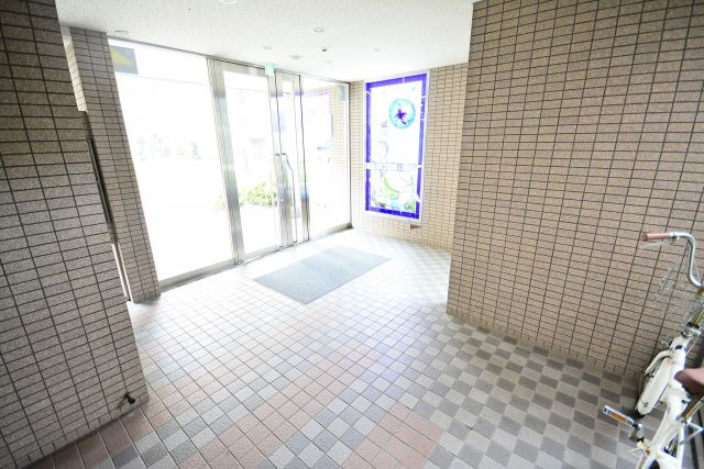 マジョール松崎町のエントランス