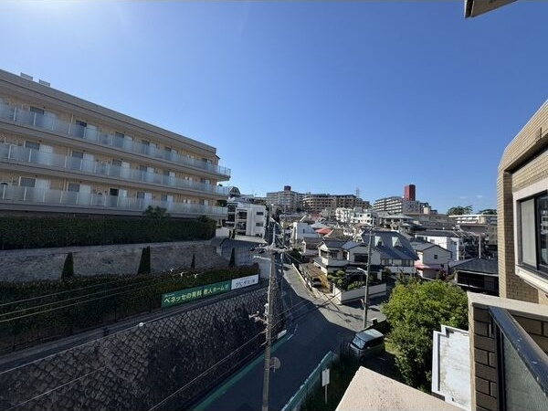 オーガスタコート夙川のバルコニー